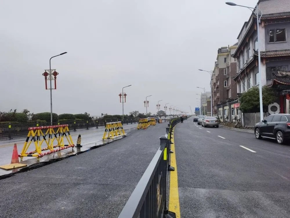 沿江中北大道快速路提升刷新工程实验第5次交通导改