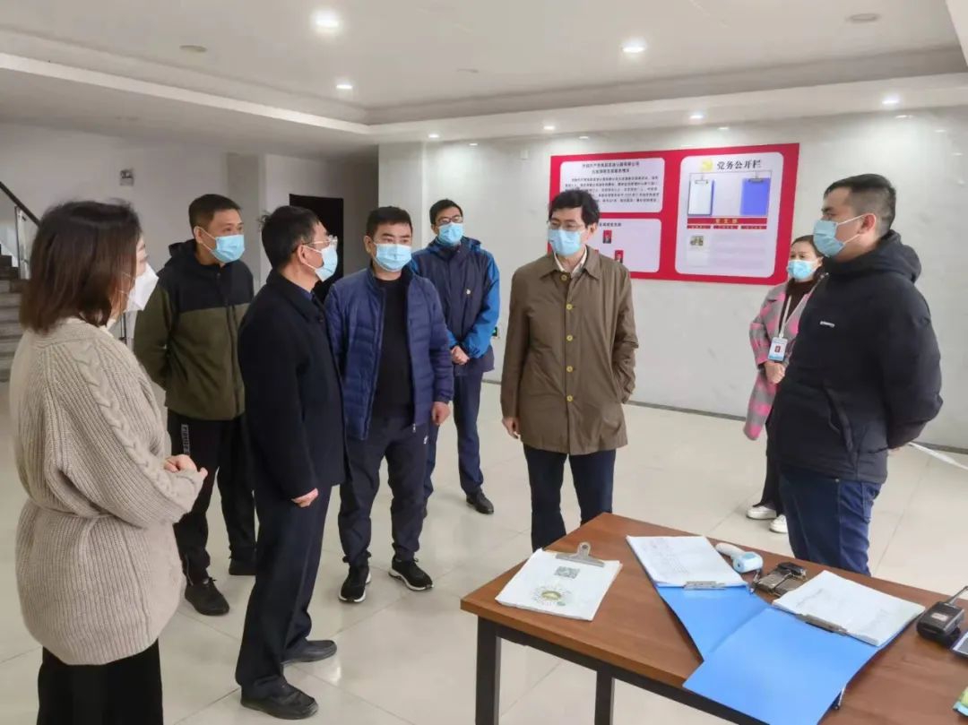 集团党委委员、纪委书记何志敏 赴高速公司督导疫情防控事情